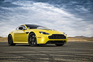 Шины на Aston Martin V12 Vantage 2014