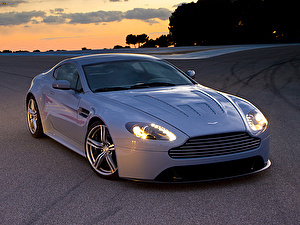 Шины на Aston Martin V12 Vanquish 2007