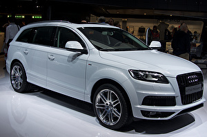 Шины на Audi Q7 2013