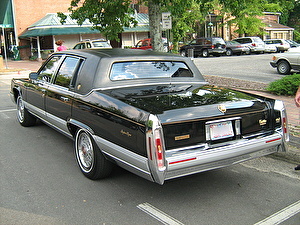 Шины на Cadillac Fleetwood 1991