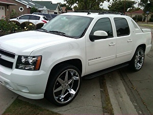 Шины на Chevrolet Avalanche 2010