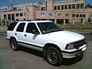 Шины на Chevrolet Blazer 1996