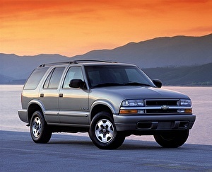 Шины на Chevrolet Blazer 2004