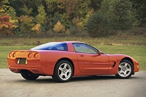 Шины на Chevrolet Corvette 1997