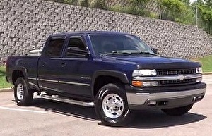 Шины на Chevrolet Silverado 1500 HD 2001