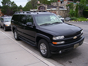 Шины на Chevrolet Suburban 2004