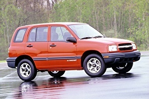 Шины на Chevrolet Tracker 2000