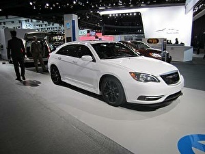 Шины на Chrysler 200 2013