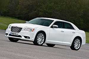 Шины на Chrysler 300C 2012