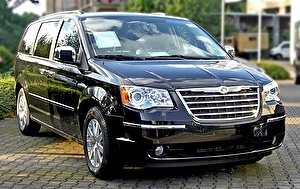 Шины на Chrysler Grand Voyager 2015