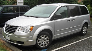 Шины на Chrysler Town & Country 2008