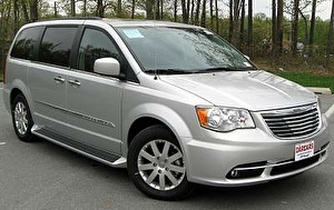 Шины на Chrysler Town & Country 2011