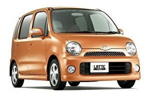 Шины на Daihatsu Move Latte 2004