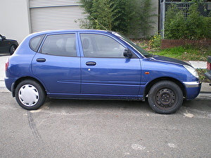 Шины на Daihatsu Sirion 1999