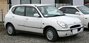 Шины на Daihatsu Storia 1998