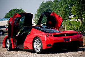 Шины на Ferrari Enzo 2003