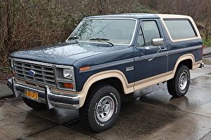Шины на Ford Bronco I 1985