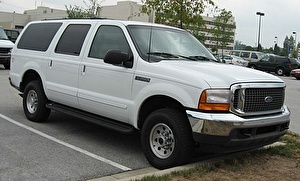 Шины на Ford Excursion 2004