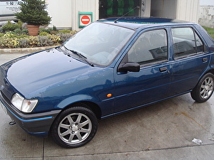 Шины на Ford Fiesta 1994