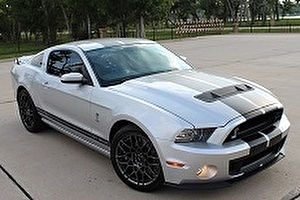 Шины на Ford Mustang Shelby GT500 2011