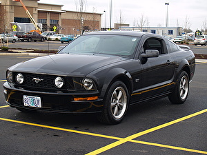 Шины на Ford Mustang 2005