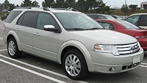 Шины на Ford Taurus X 2007