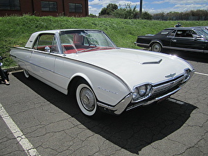 Шины на Ford Thunderbird 1962