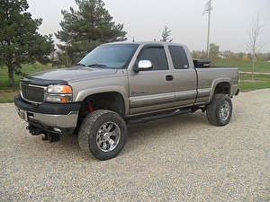 Шины на GMC Sierra 2500 2002