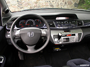 Шины на Honda FR-V 2006