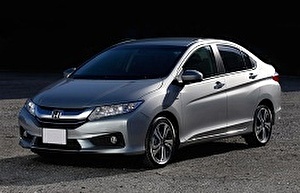 Шины на Honda Grace 2014