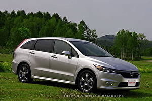 Шины на Honda Stream 2007