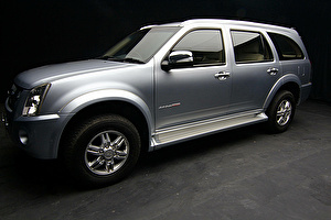 Шины на Isuzu MU 2009