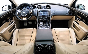 Шины на Jaguar XJ 2011