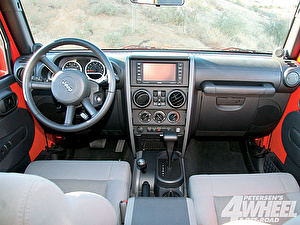 Шины на Jeep Wrangler 2009