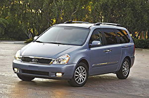 Шины на Kia Carnival 2011