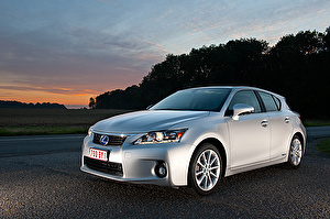 Шины на Lexus CT 2013