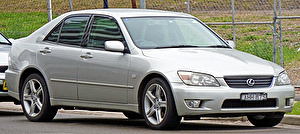 Шины на Lexus IS 2000