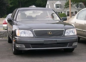 Шины на Lexus LS 1999