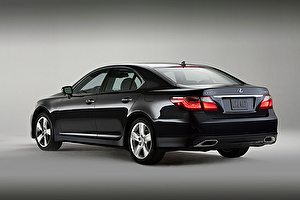 Шины на Lexus LS 2011