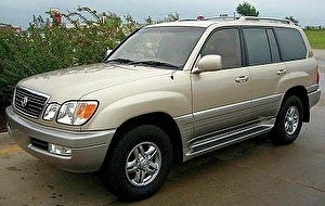 Шины на Lexus LX 2001