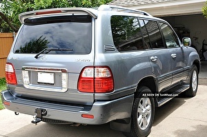 Шины на Lexus LX 2004