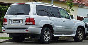 Шины на Lexus LX 2005