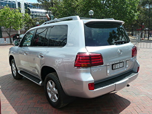 Шины на Lexus LX 2008