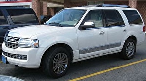 Шины на Lincoln Navigator 2010