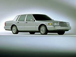 Шины на Lincoln Town Car 1990