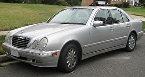 Шины на Mercedes E-Class (W210, S210) 1995