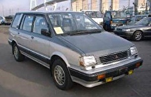 Шины на Mitsubishi Chariot 1989