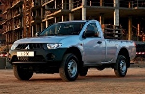 Шины на Mitsubishi L200 2009