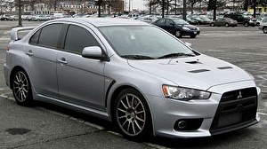 Шины на Mitsubishi Lancer Evo IX 2010