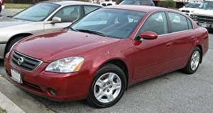 Шины на Nissan Altima 2004